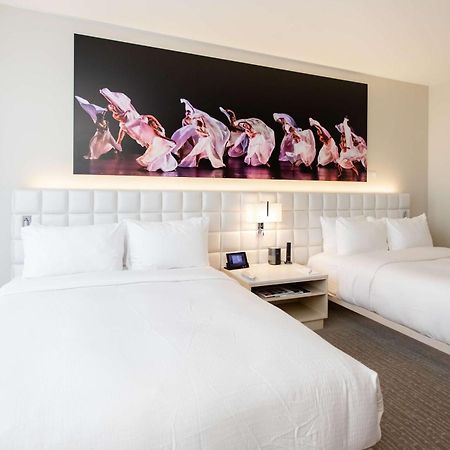 Hall Arts Hotel Dallas, Curio Collection By Hilton Buitenkant foto