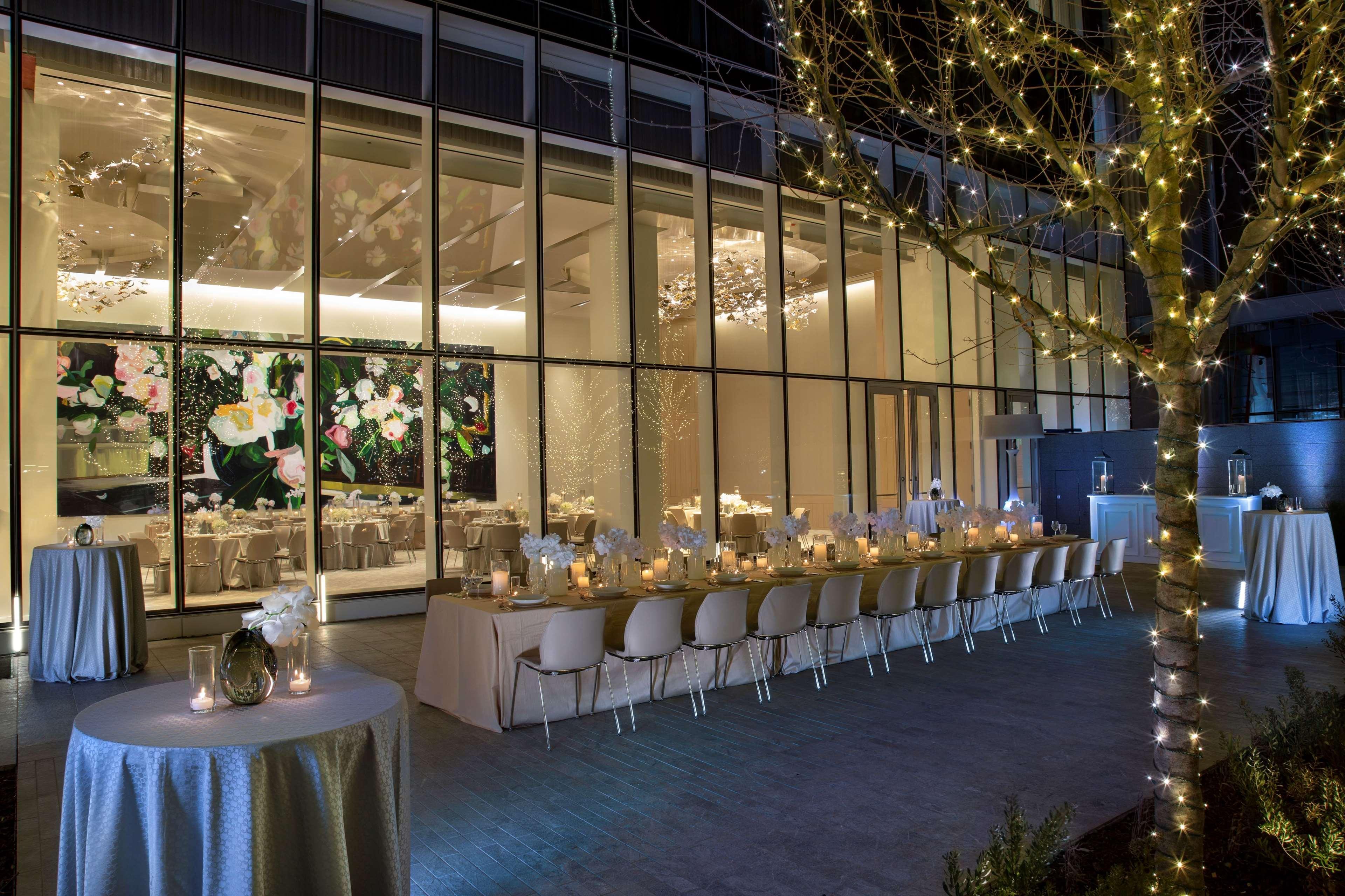 Hall Arts Hotel Dallas, Curio Collection By Hilton Buitenkant foto